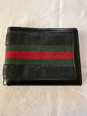Vintage GUCCI canvas and leather billfold/wallet.